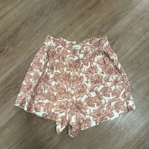 Floral Elastic Waist Shorts in Cream & Rose